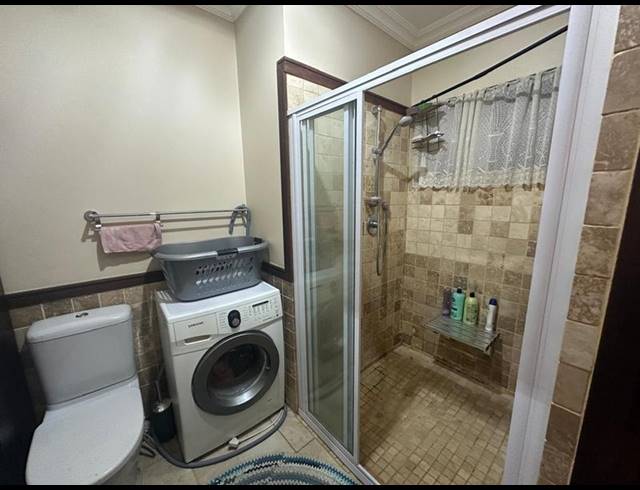 1 BEDROOM PROPERTY TO RENT IN NEWLANDS